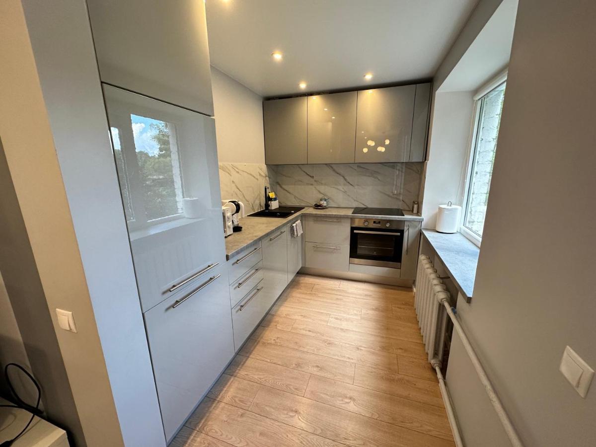 Parkside Escape: Stylish 1-Br Διαμέρισμα Ρίγα Εξωτερικό φωτογραφία